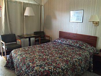 Maples Motel Sandusky Exterior photo
