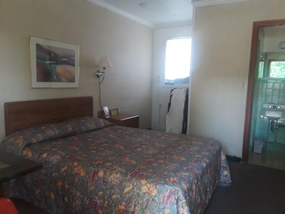 Maples Motel Sandusky Exterior photo